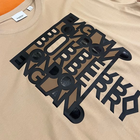 BURBERRY Graphic Print Crew Neck T-Shirt in size M - Picture 6 of 8